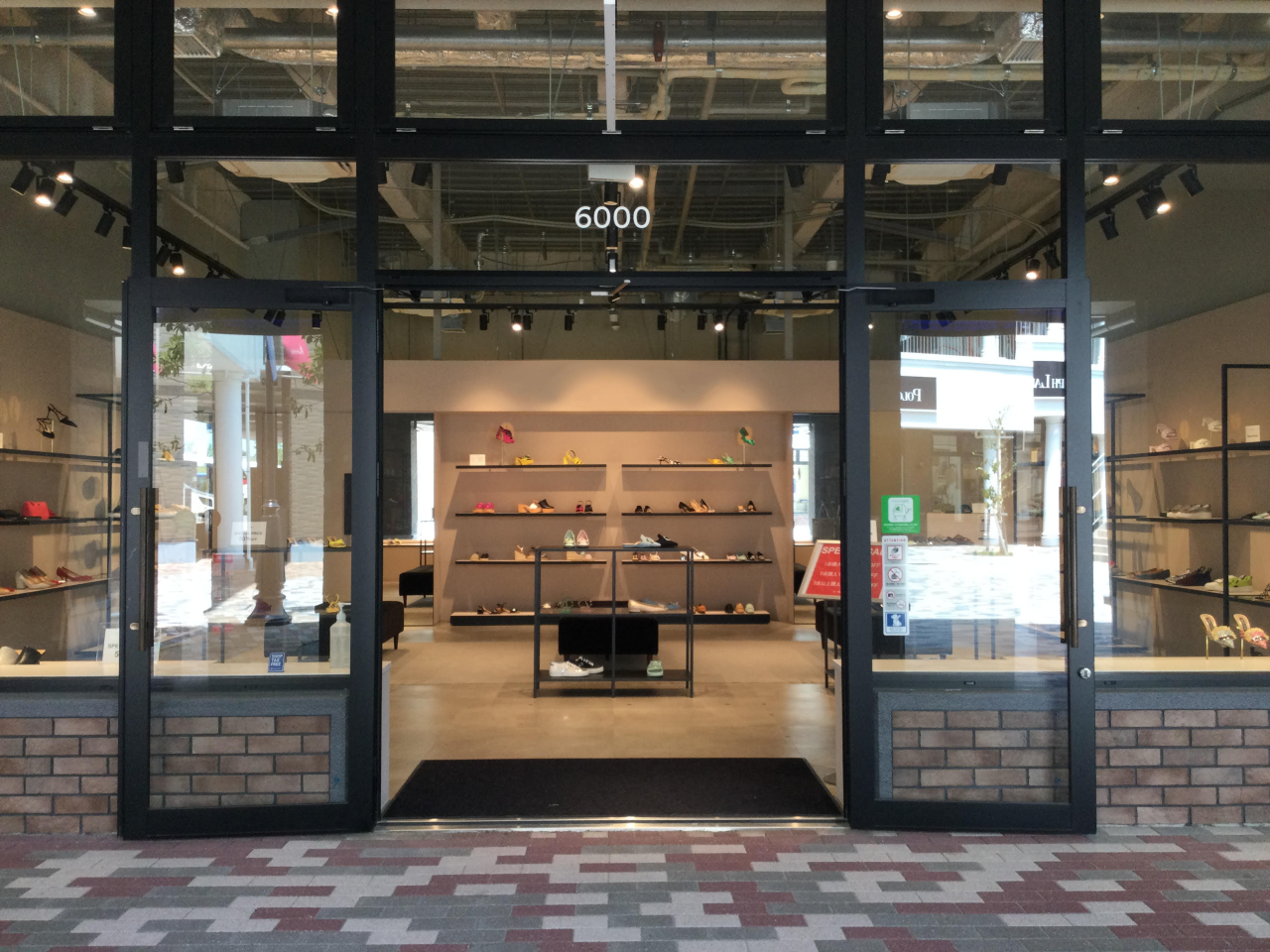 store22_sergio rossi